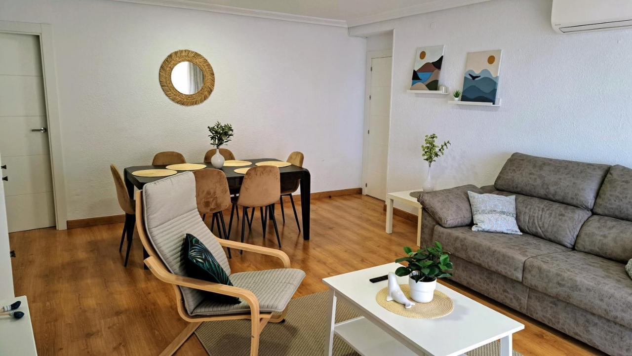 Garden Beach Apartment Torrevieja Buitenkant foto